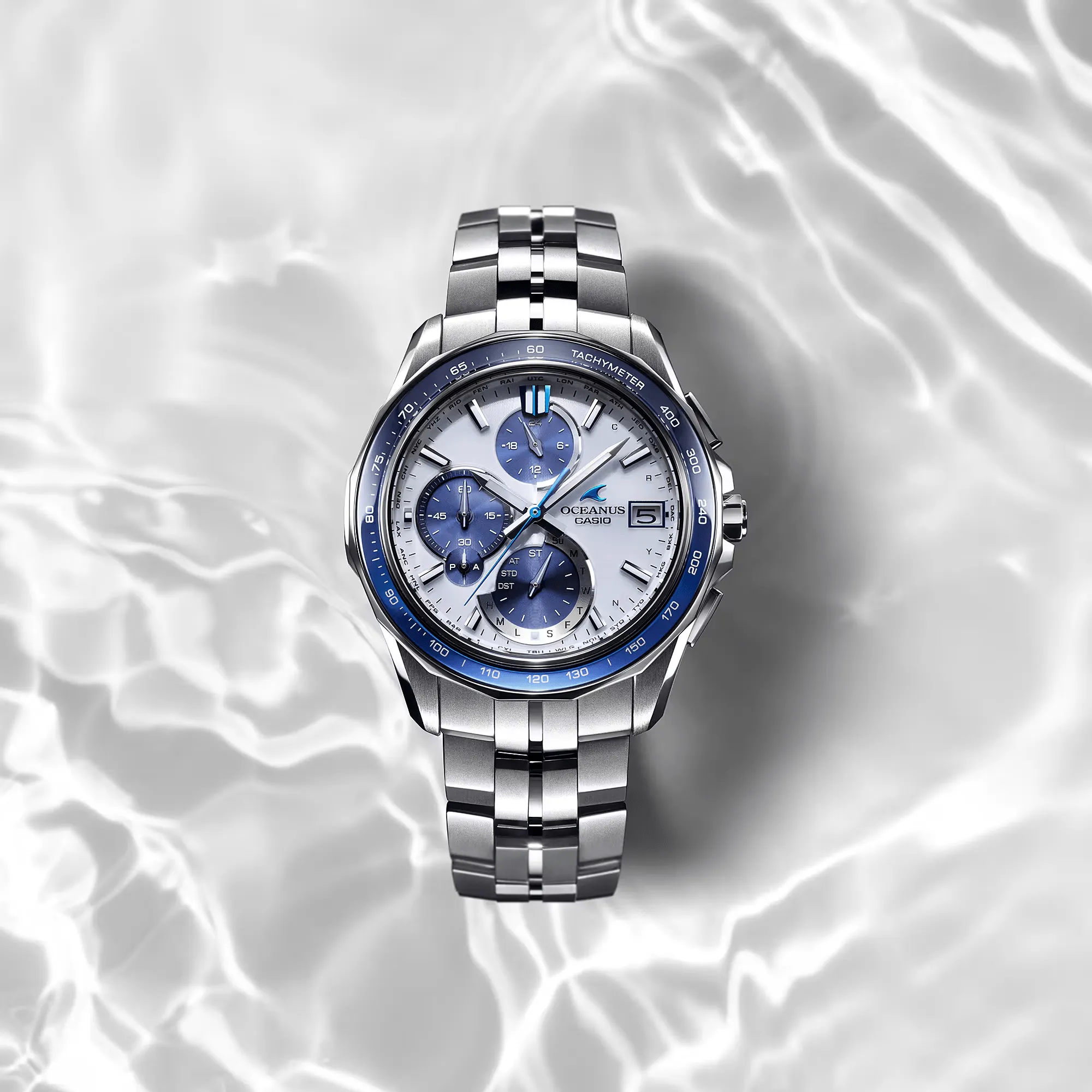 Casio Oceanus Manta White-Blue 42.8mm Titanium Men's Watch OCWS7000D-7A