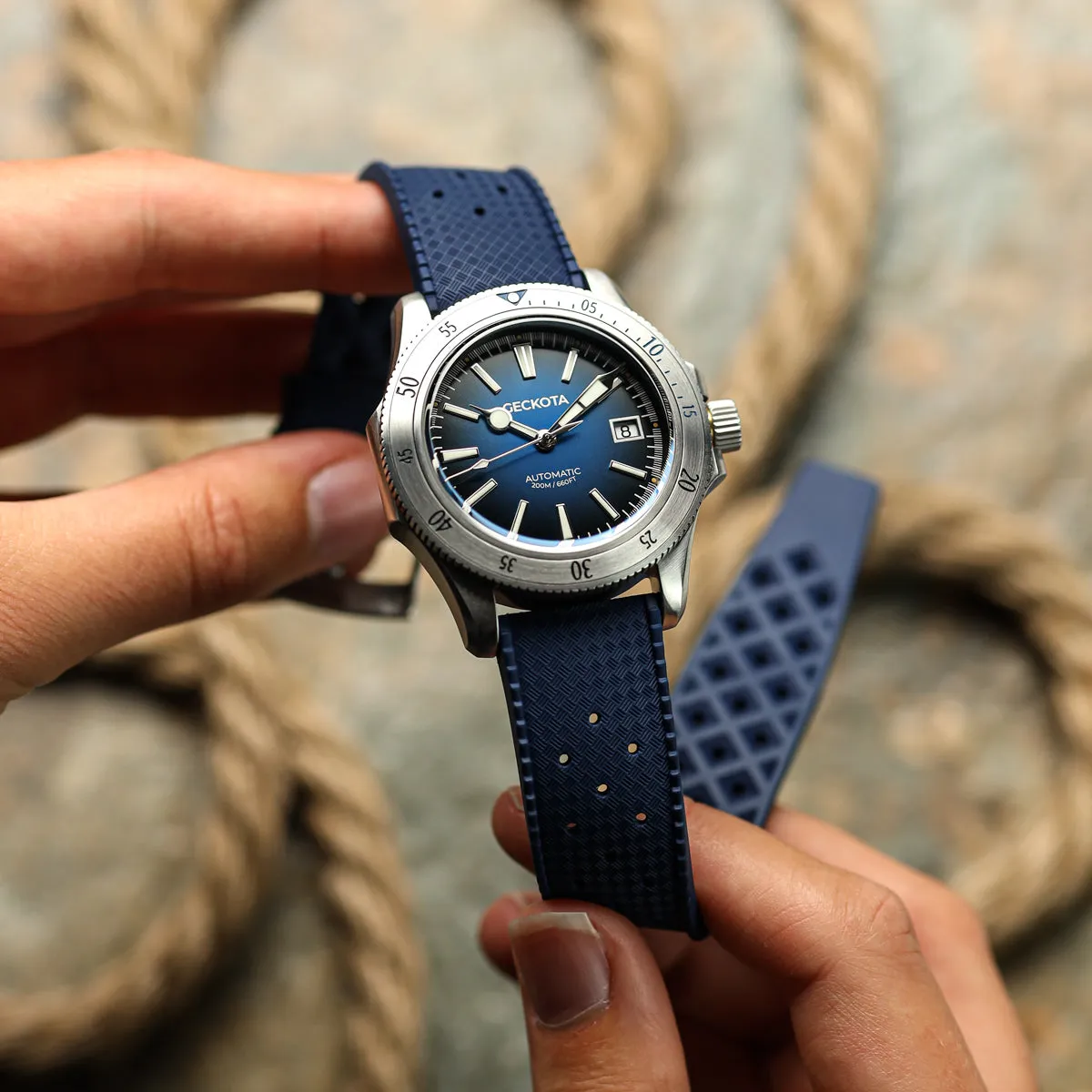 Classic Tropical Style Rubber Watch Strap - Deep Sea Blue