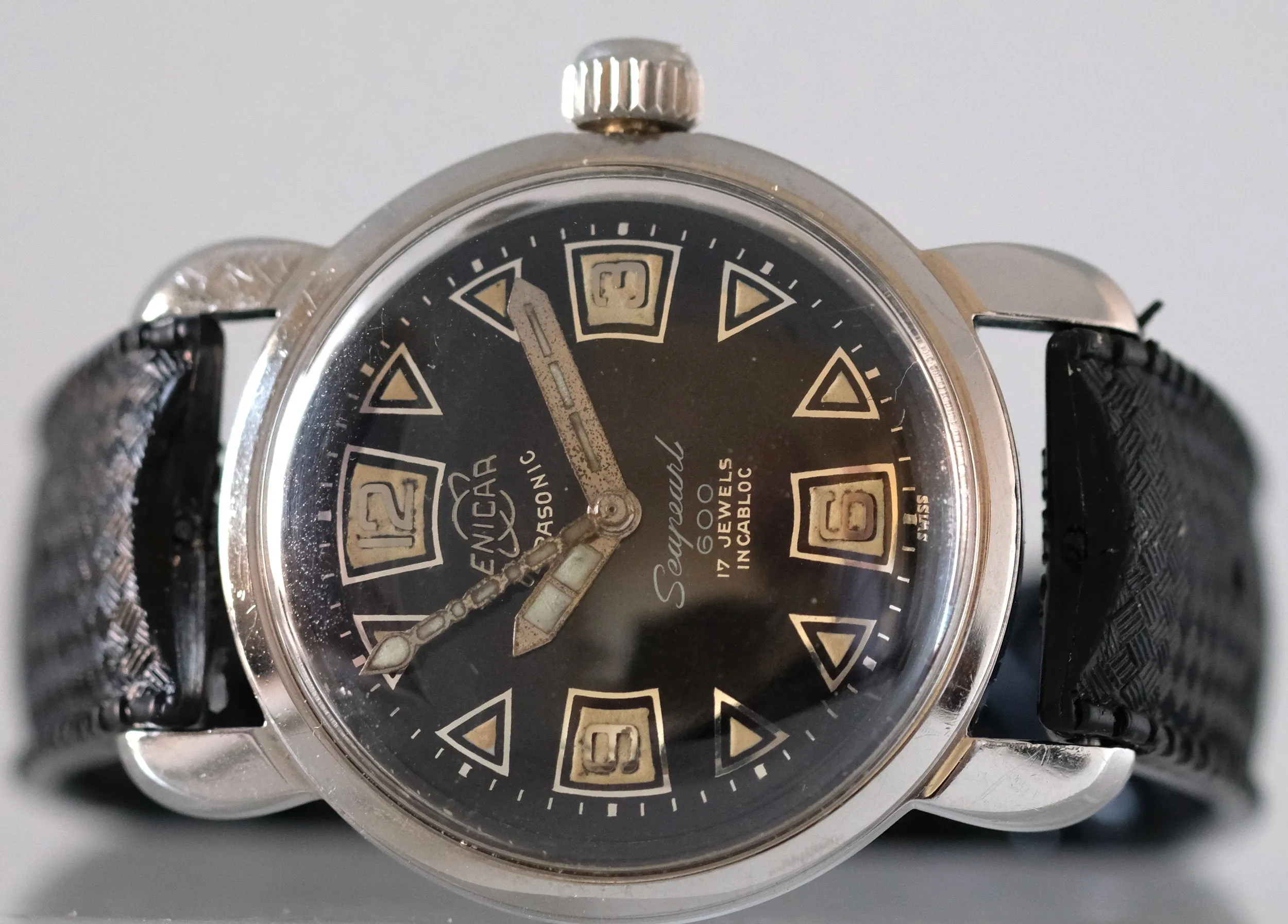 Enicar Seapearl 600