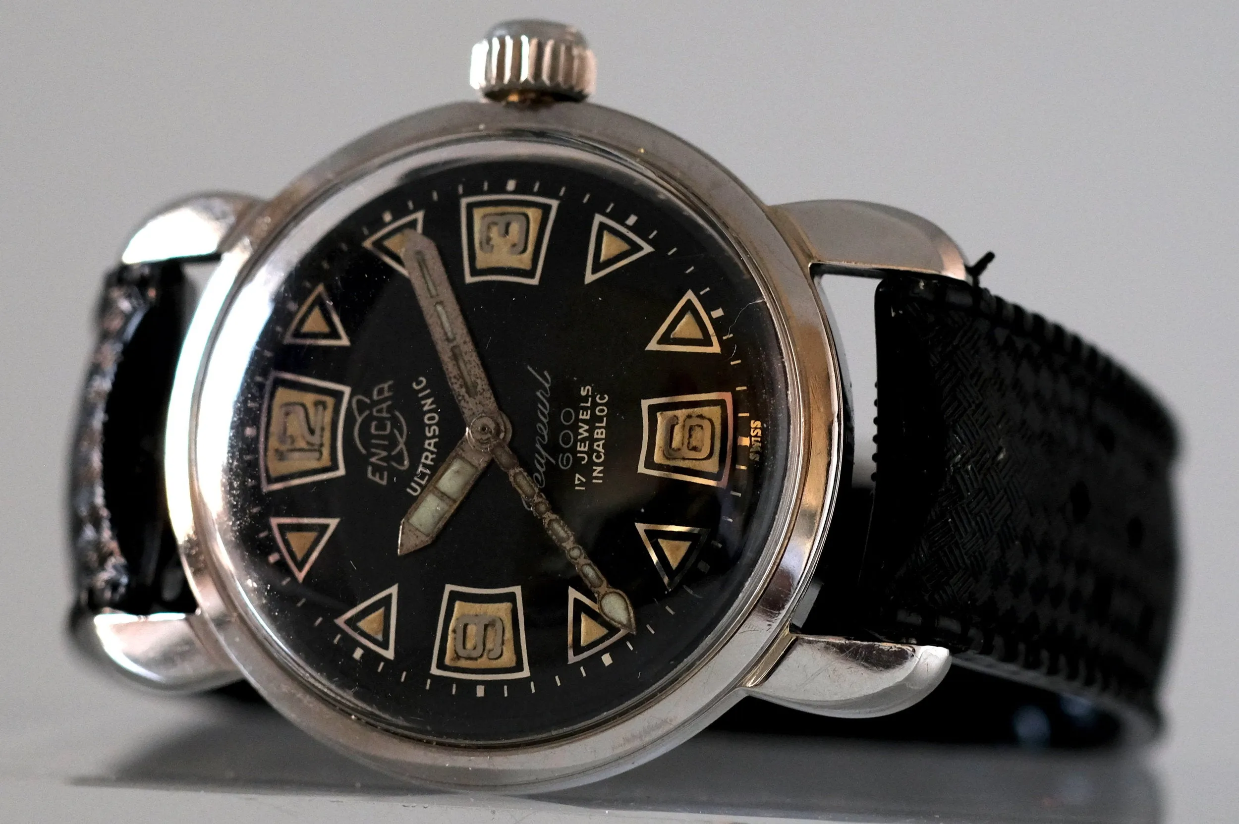 Enicar Seapearl 600
