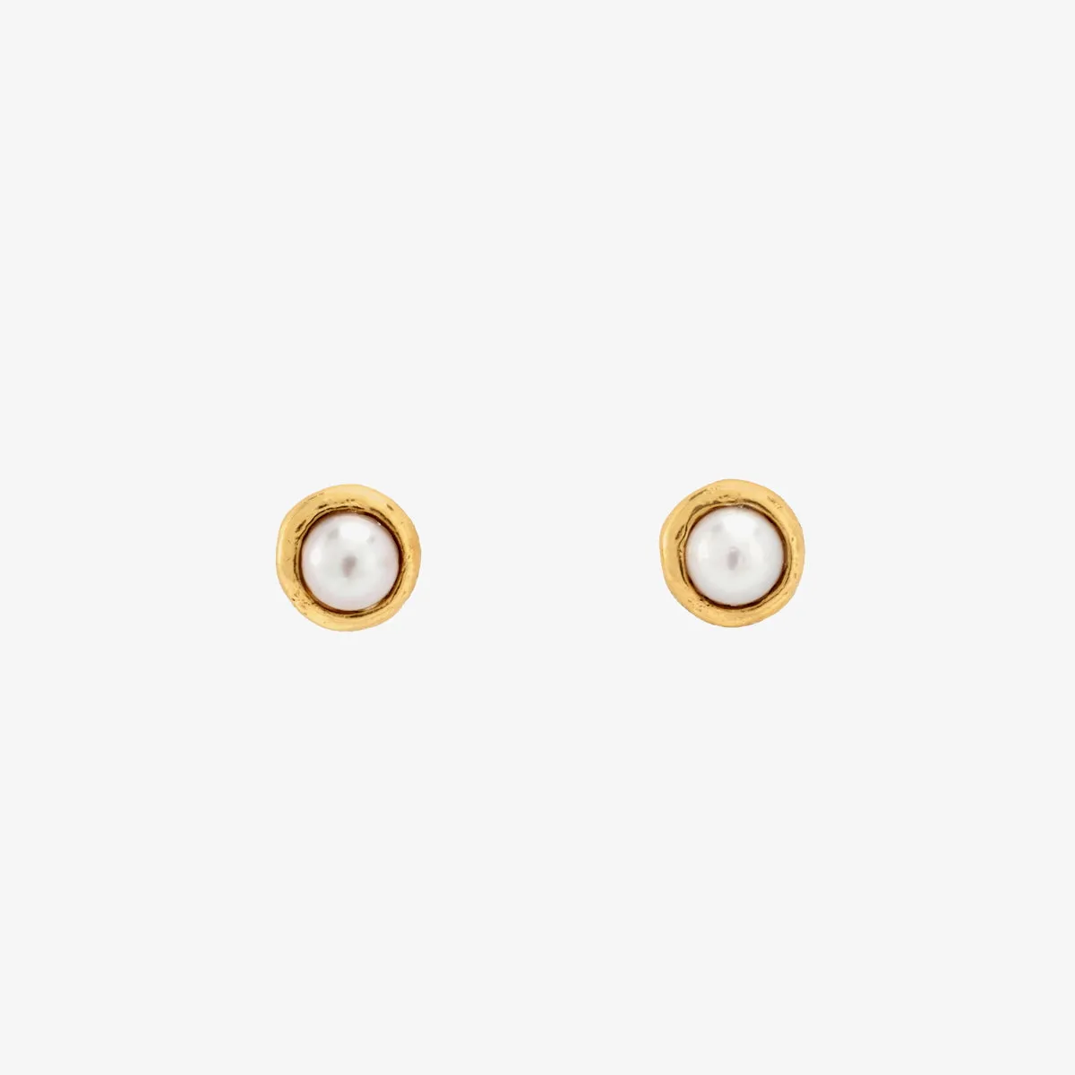 Gold Trimmed Pearl Studs | E2801P