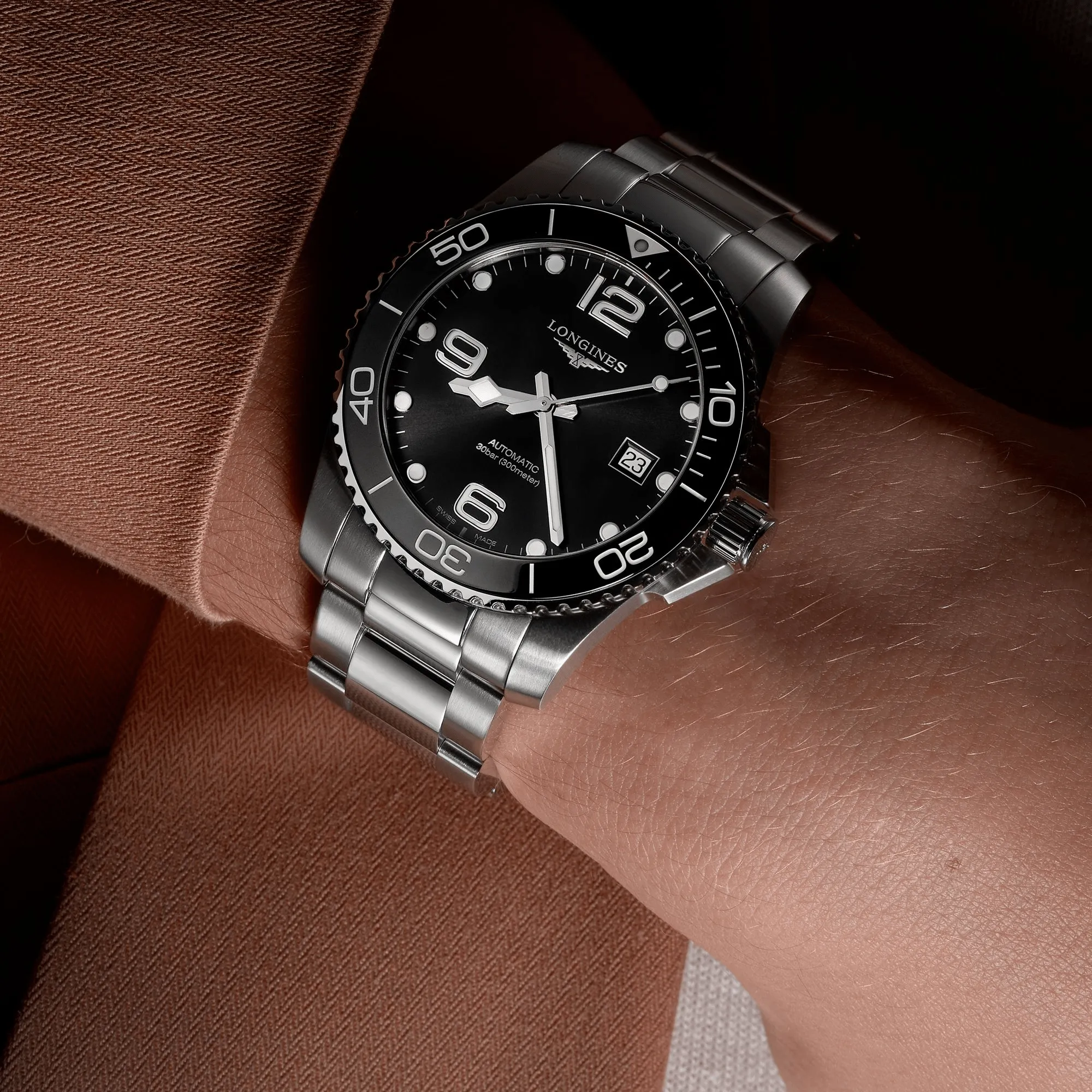 Longines HydroConquest 43mm Black Dial Stainless Steel Men's Watch L37824566