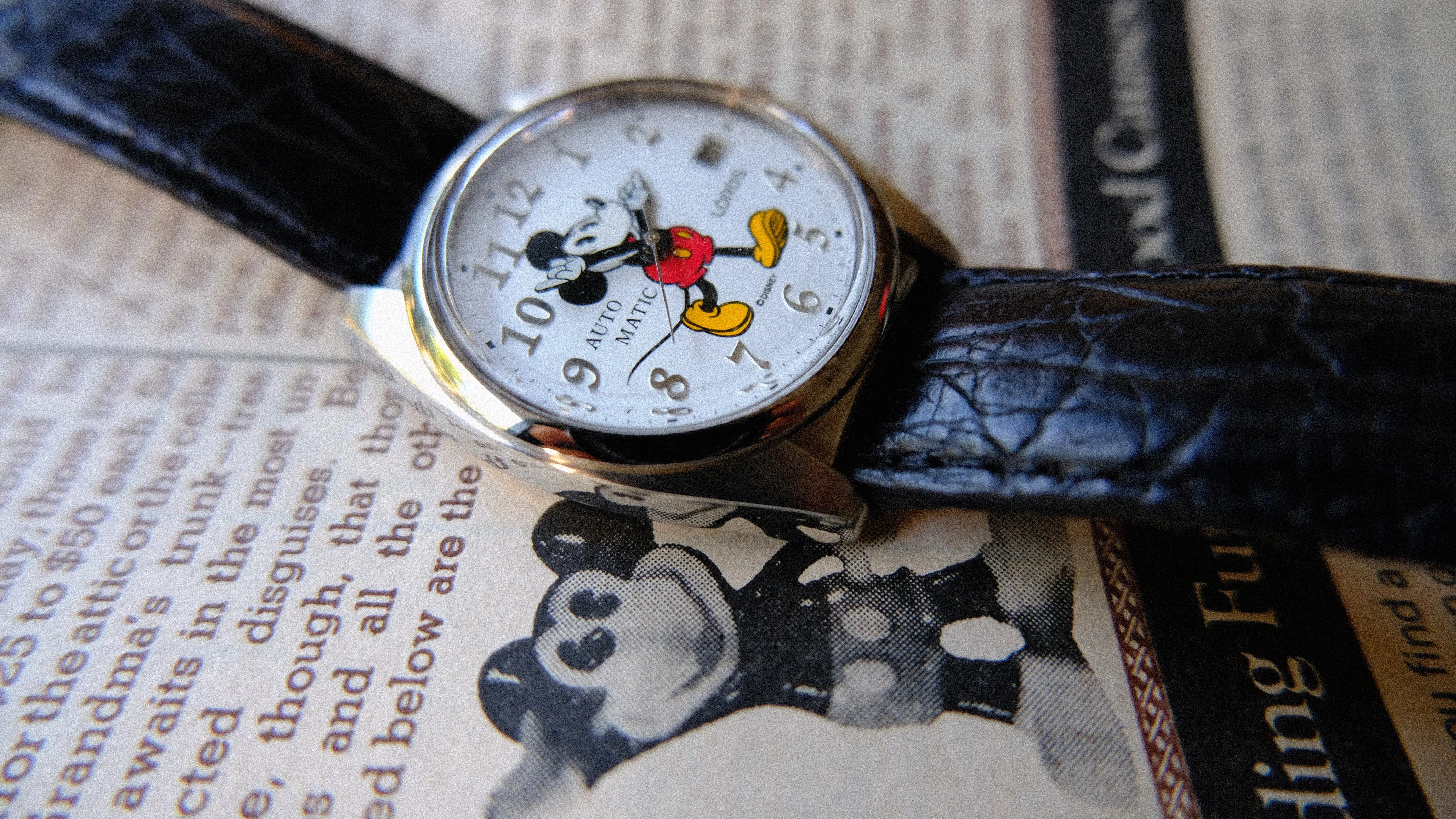 Lorus By Seiko Disney Mickey Mouse Automatic Wristwatch Y621-6050 A1