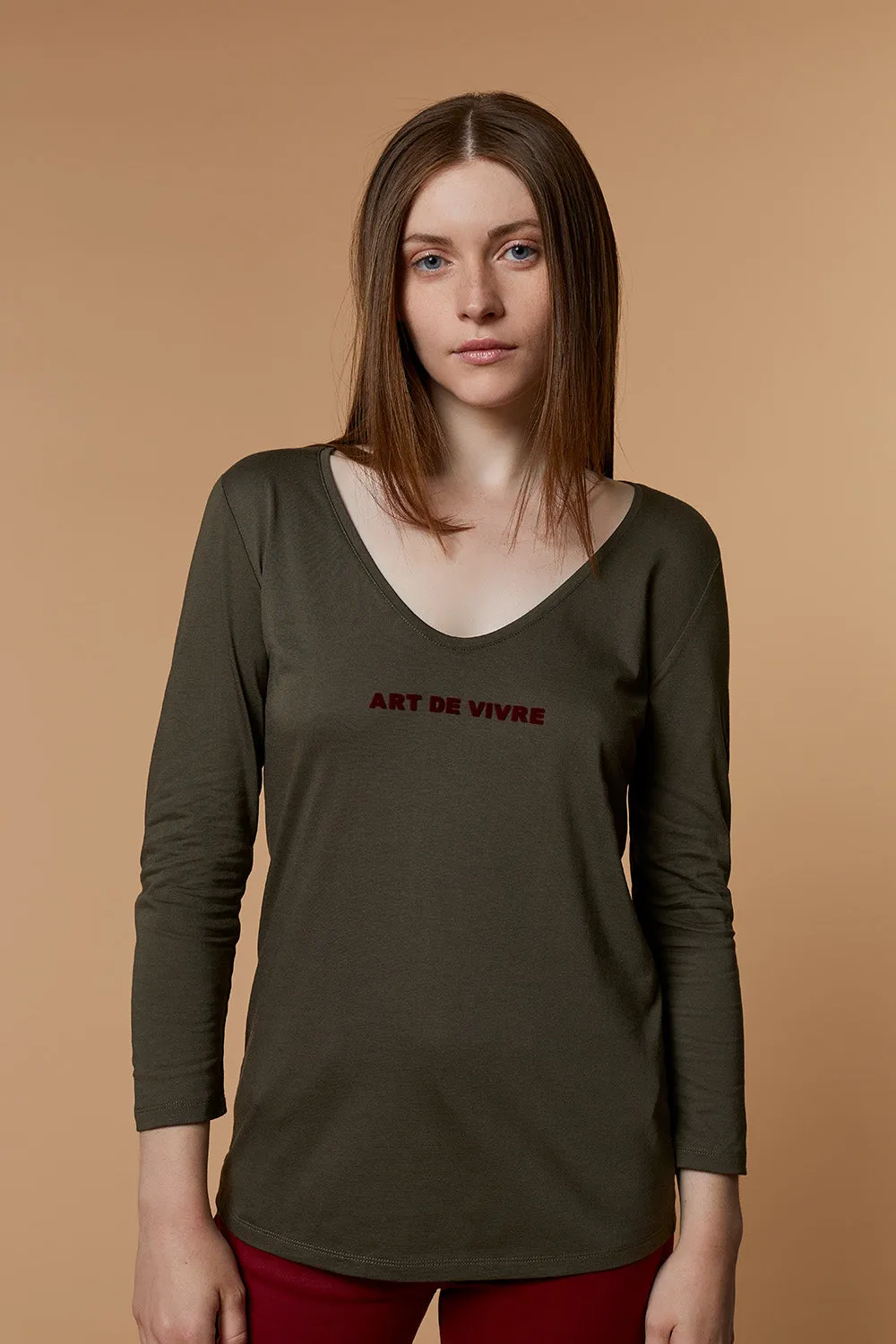 MYTHE - T-shirt kaki à message floqué