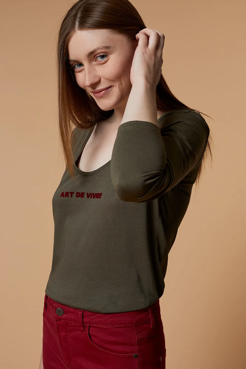 MYTHE - T-shirt kaki à message floqué