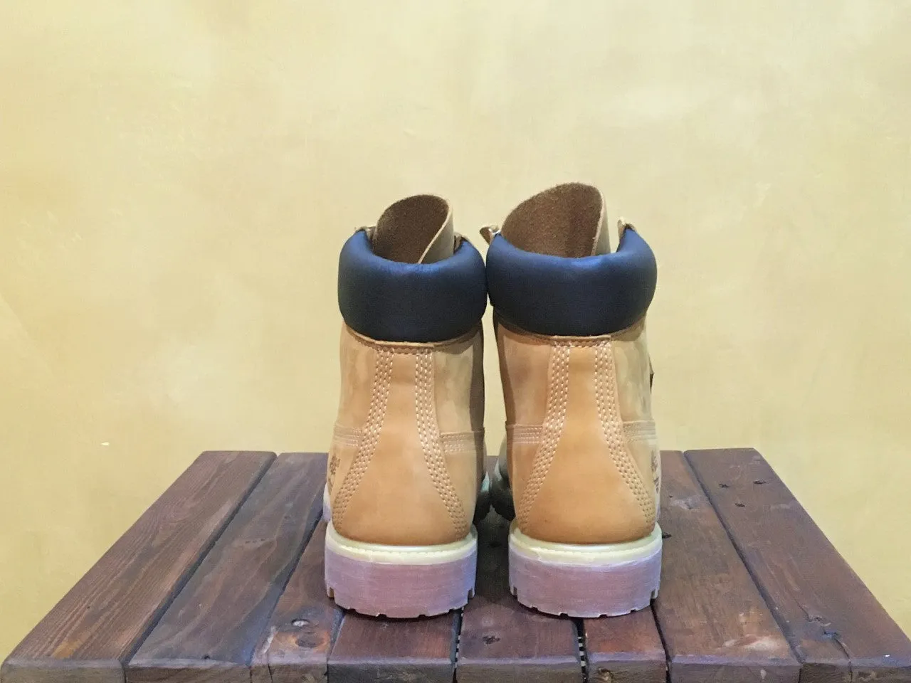 TB010061 Timberland 6 Inch Premium Boots Wheat Nubuck