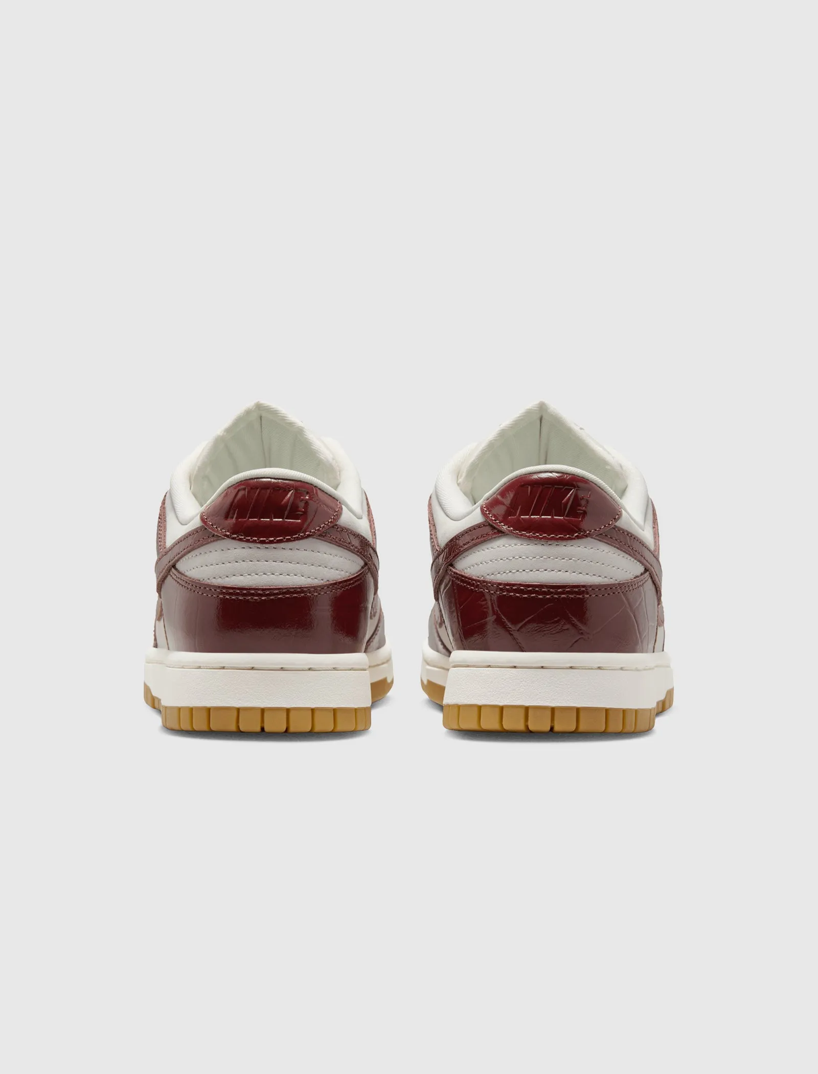 WOMEN'S DUNK LOW "RED CROC" LX