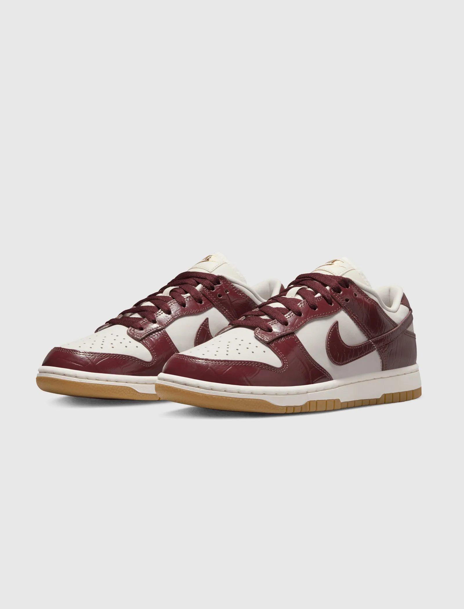 WOMEN'S DUNK LOW "RED CROC" LX
